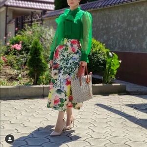 Zara Floral Print Midi Skirt Multi colour - Size Large - Bloggers favorite